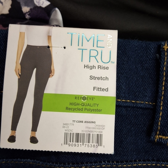 Time and Tru Blue Skinny Jeans Classic Style - Picture 5 of 16